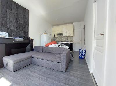 Immeuble - 250 m² - 10 pièces