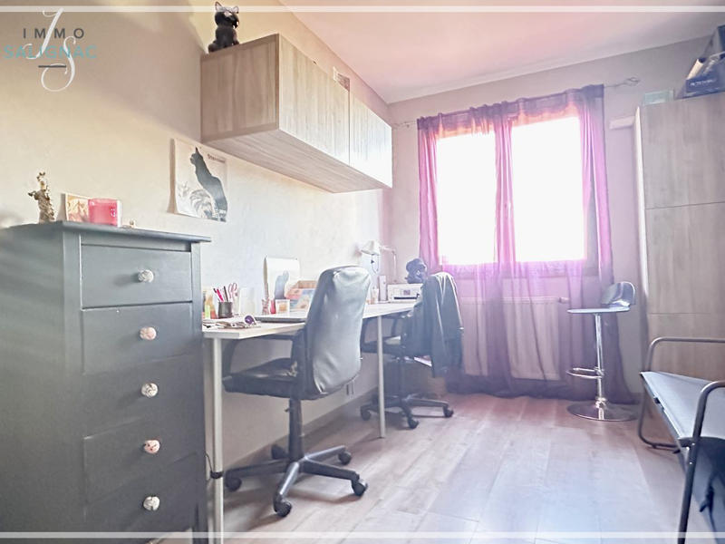 Maison - 100 m² - 5 pièces