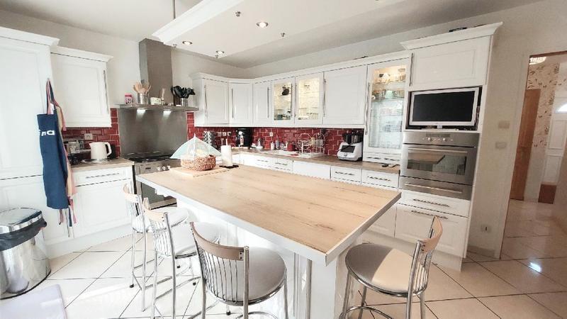 Maison - 160 m² - 6 pièces