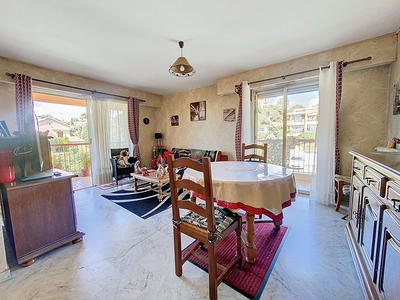 Appartement - 55 m² - 3 pièces