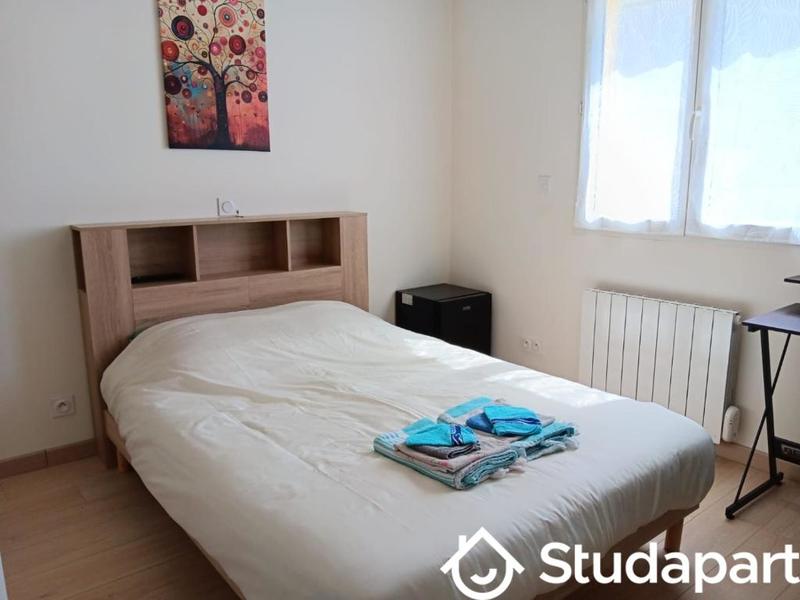 Chambre - 11 m² - 1 pièce