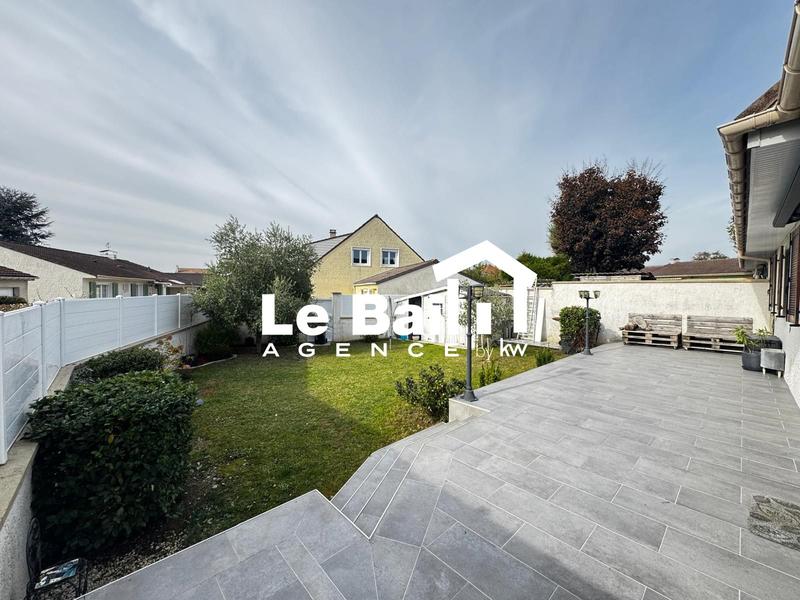 Maison - 104 m² - 6 pièces