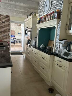 Propriété - 240 m² - 11 pièces