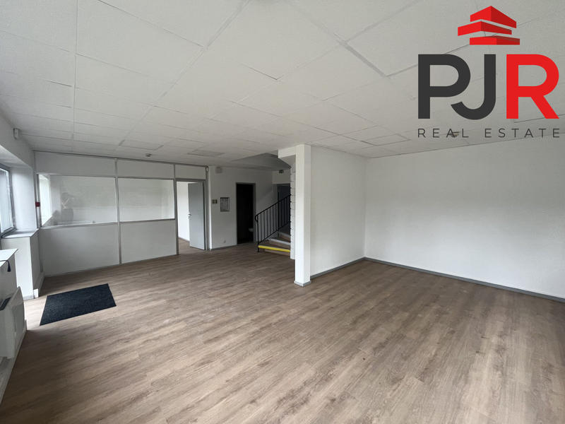 Local d'activités - 859 m²