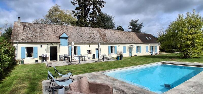 Maison - 145 m² - 6 pièces