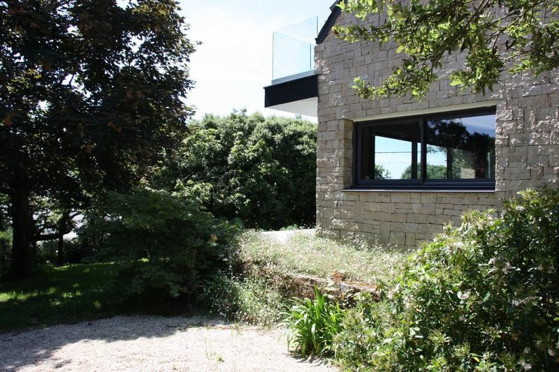 Maison - 222 m² - 11 pièces