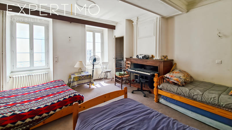 Maison de village - 131 m² - 6 pièces