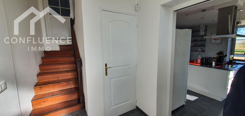 Maison - 203 m² - 7 pièces