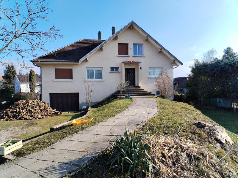 Maison - 283 m² - 8 pièces