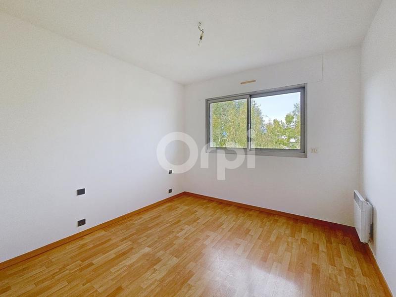 Appartement - 79 m² - 3 pièces