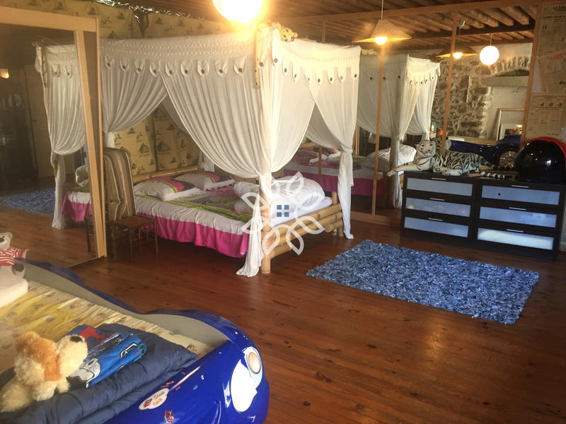 Maison de village - 200 m² - 6 pièces