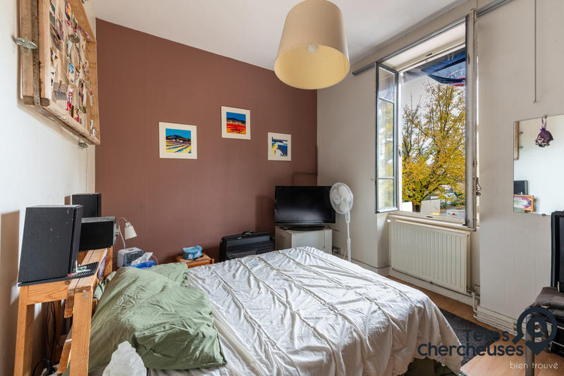 Maison - 213 m² - 7 pièces