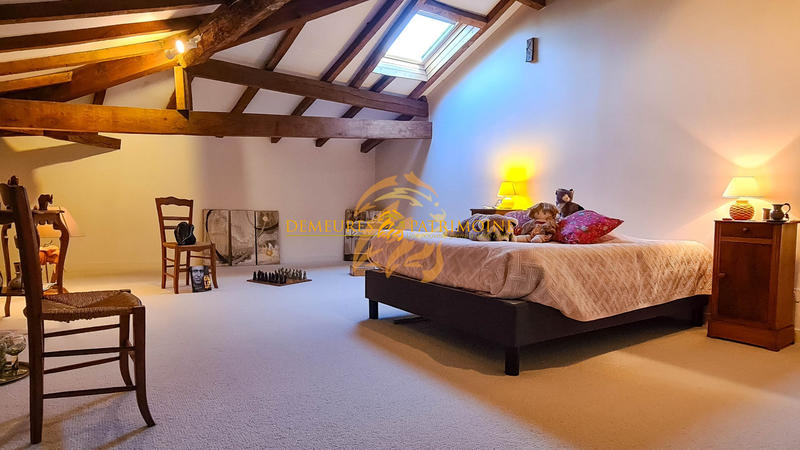 Ferme - 417 m² - 6 pièces