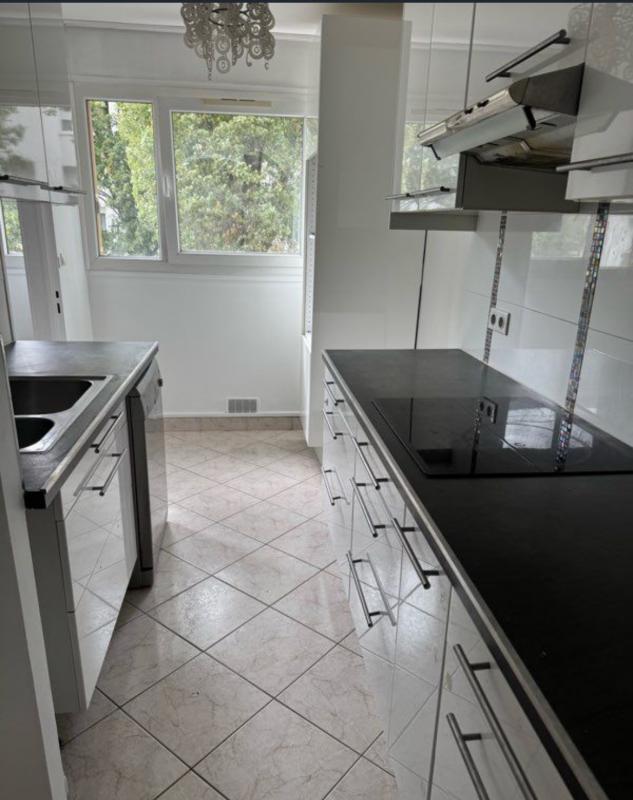 Appartement - 75 m² - 4 pièces