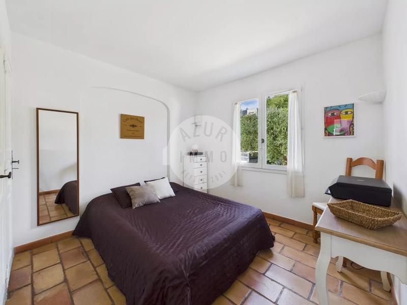 Maison - 96 m² - 5 pièces