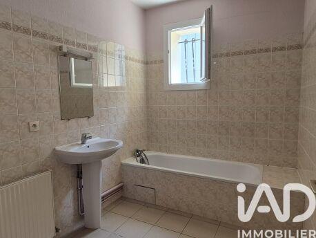 Maison - 99 m² - 3 pièces