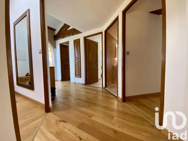 Maison - 200 m² - 6 pièces