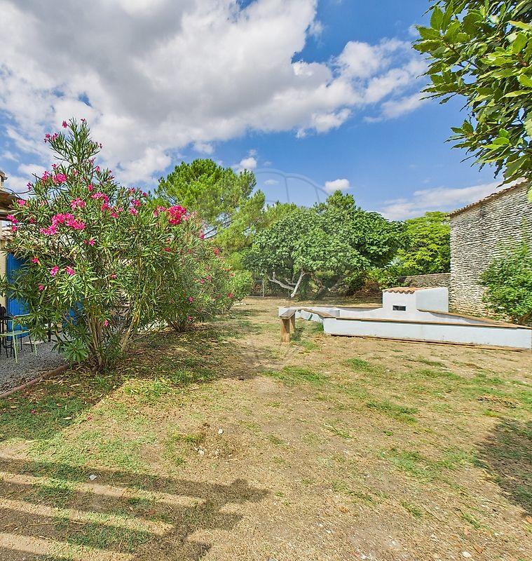 Maison - 271 m² - 10 pièces