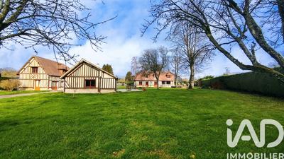 Maison - 230 m² - 13 pièces