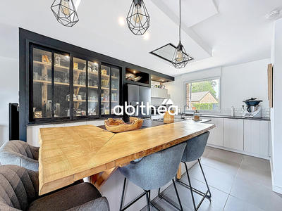 Maison - 165 m² - 7 pièces