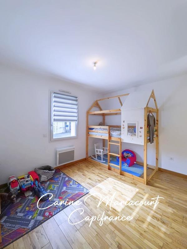 Maison - 103 m² - 5 pièces