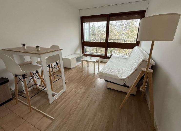Studio - 26 m² - 1 pièce
