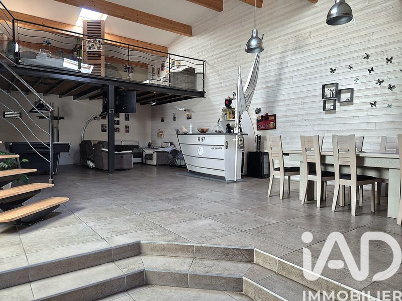 Maison de village - 208 m² - 4 pièces