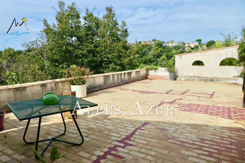 Villa - 179 m² - 5 pièces