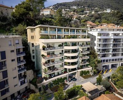 Appartement - 82 m² - 4 pièces