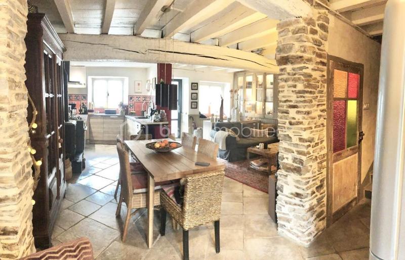 Maison de village - 105 m² - 4 pièces