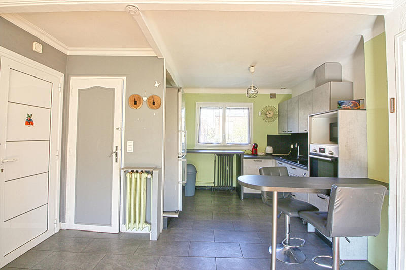 Maison - 75 m² - 5 pièces