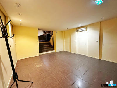 Local commercial - 140 m²