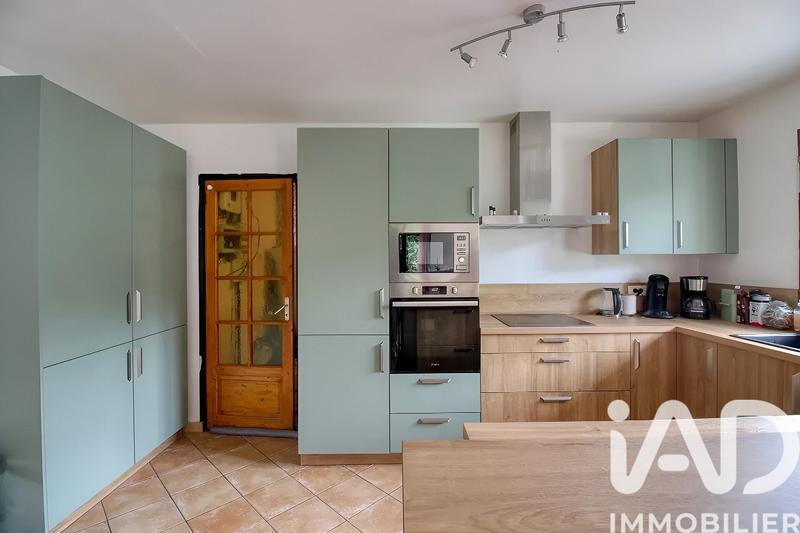 Maison - 122 m² - 6 pièces