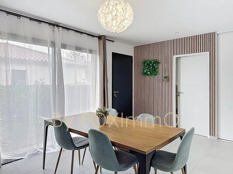 Villa - 102 m² - 4 pièces