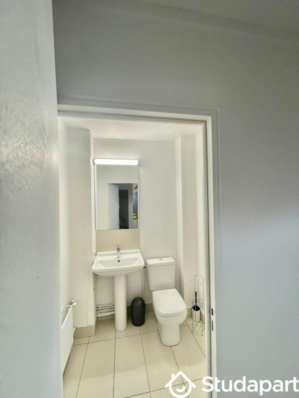 Chambre - 12 m² - 1 pièce