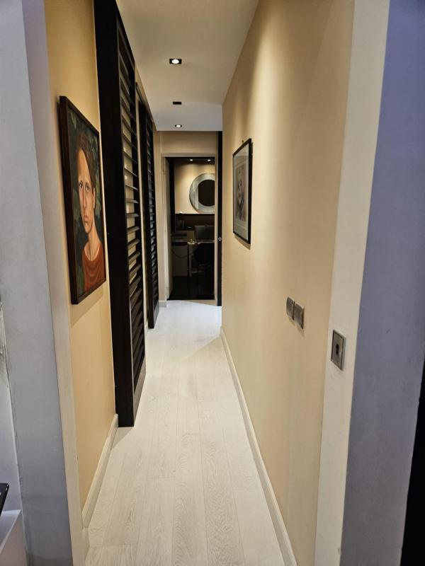 Appartement - 270 m² - 12 pièces