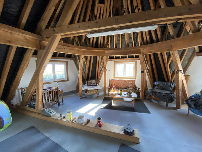 Maison - 380 m² - 8 pièces