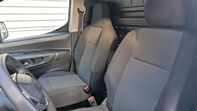 Peugeot Partner Fourgon Standard 650 Kg Bluehdi 130 Eat8 Premium