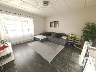 Maison - 329 m² - 10 pièces