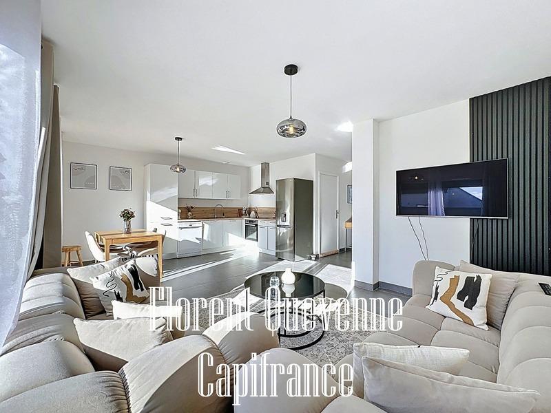 Maison - 83 m² - 4 pièces