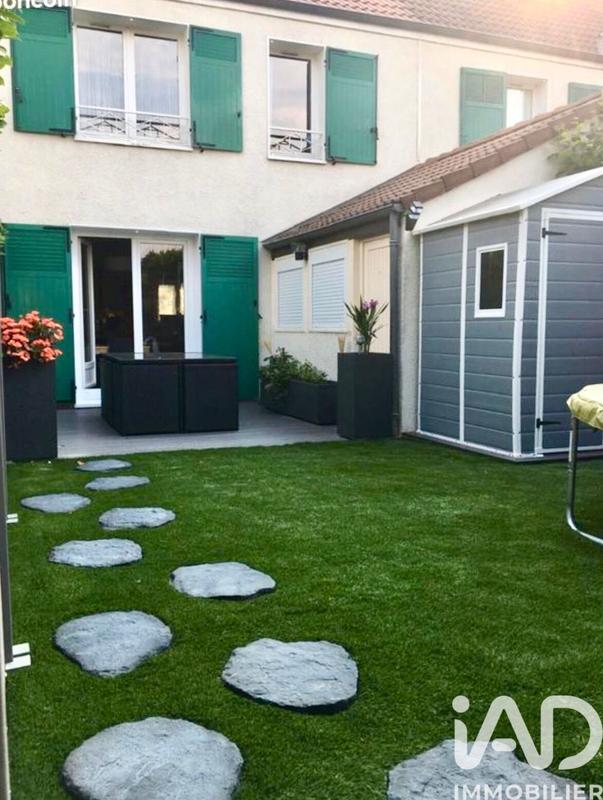 Maison - 98 m² - 5 pièces