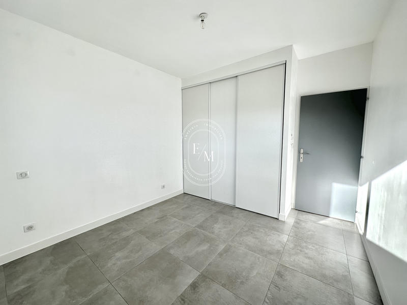 Bureau - 123 m² - 4 pièces