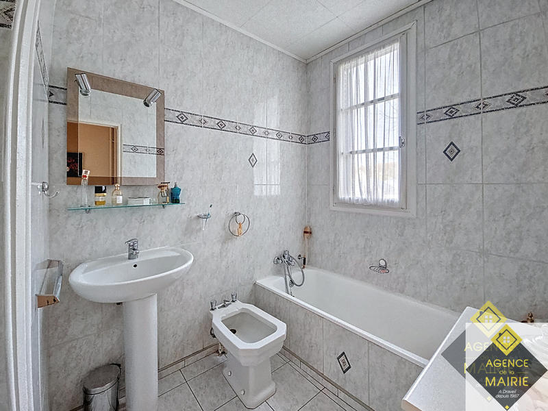 Maison - 89 m² - 5 pièces