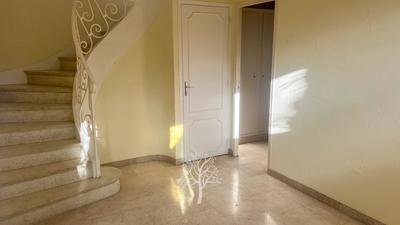 Maison - 145 m² - 4 pièces