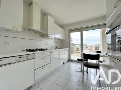 Appartement - 84 m² - 4 pièces