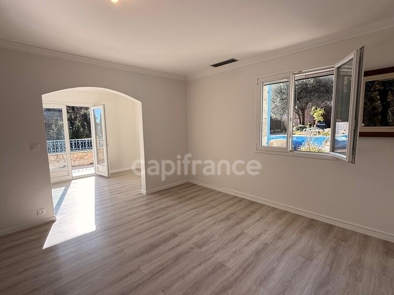 Villa - 140 m² - 6 pièces