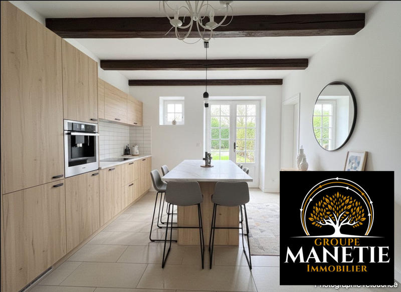 Maison - 93 m² - 6 pièces