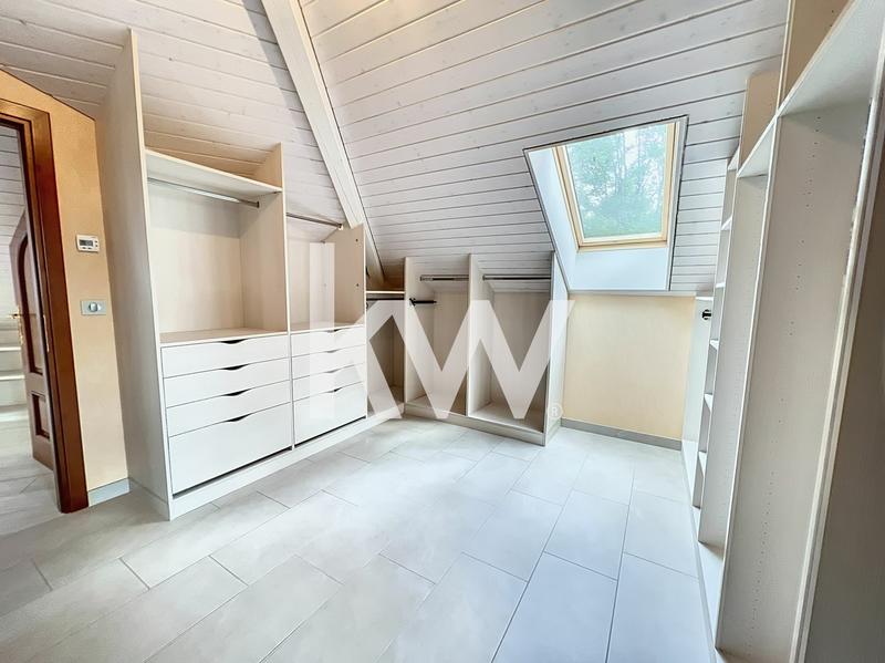 Villa - 548 m² - 22 pièces