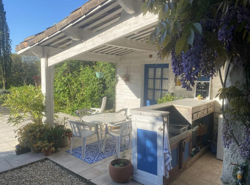 Maison en pierre - 305 m² - 7 pièces