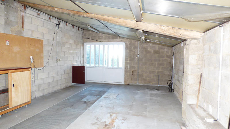 Maison - 250 m² - 3 pièces